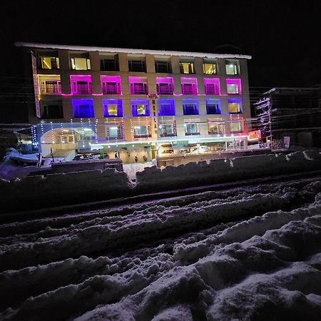 Hotel Neelam Manali Near Volvo Bus Stand Manali Esterno foto